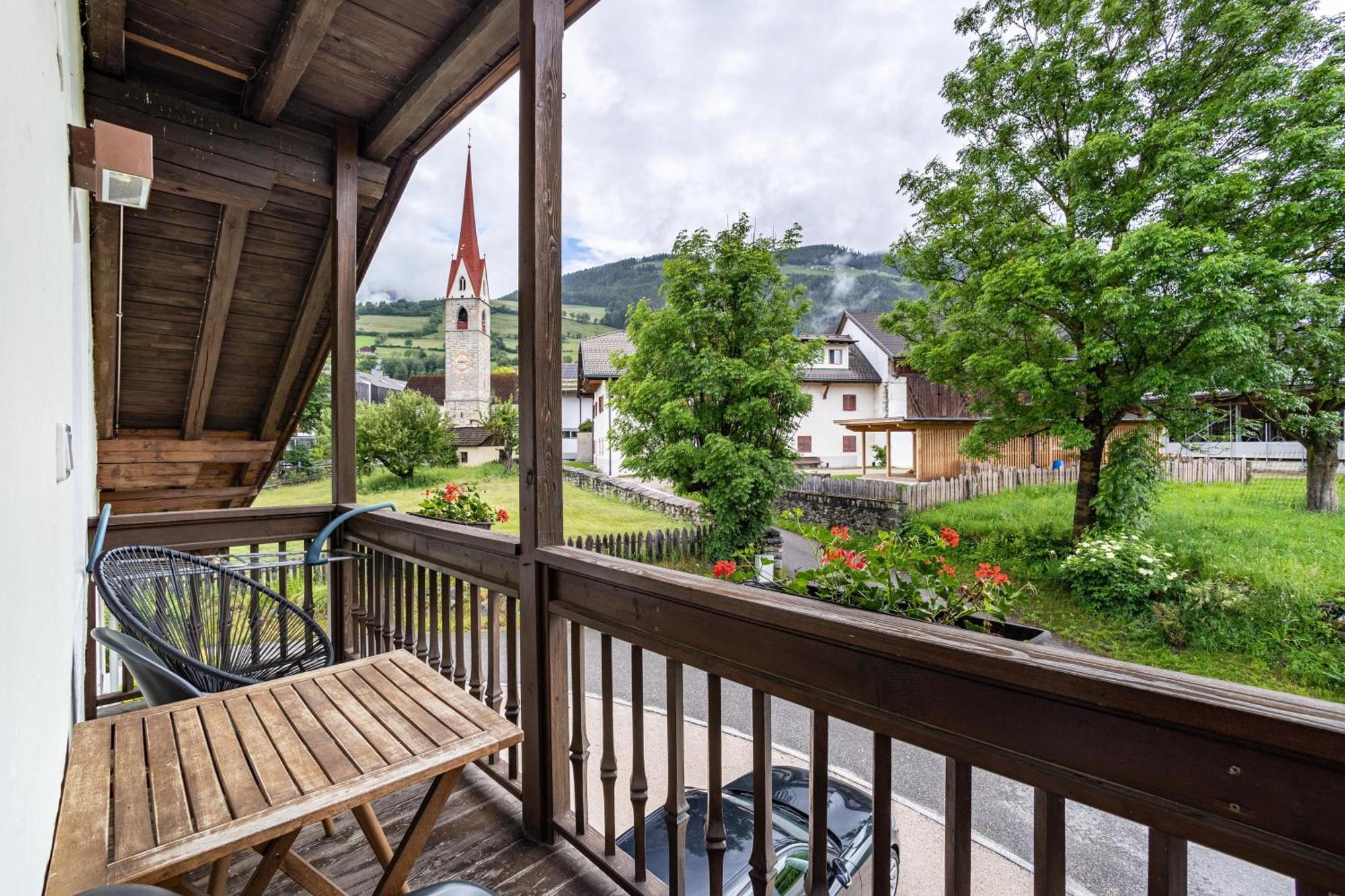 Gruenbacher Apartment