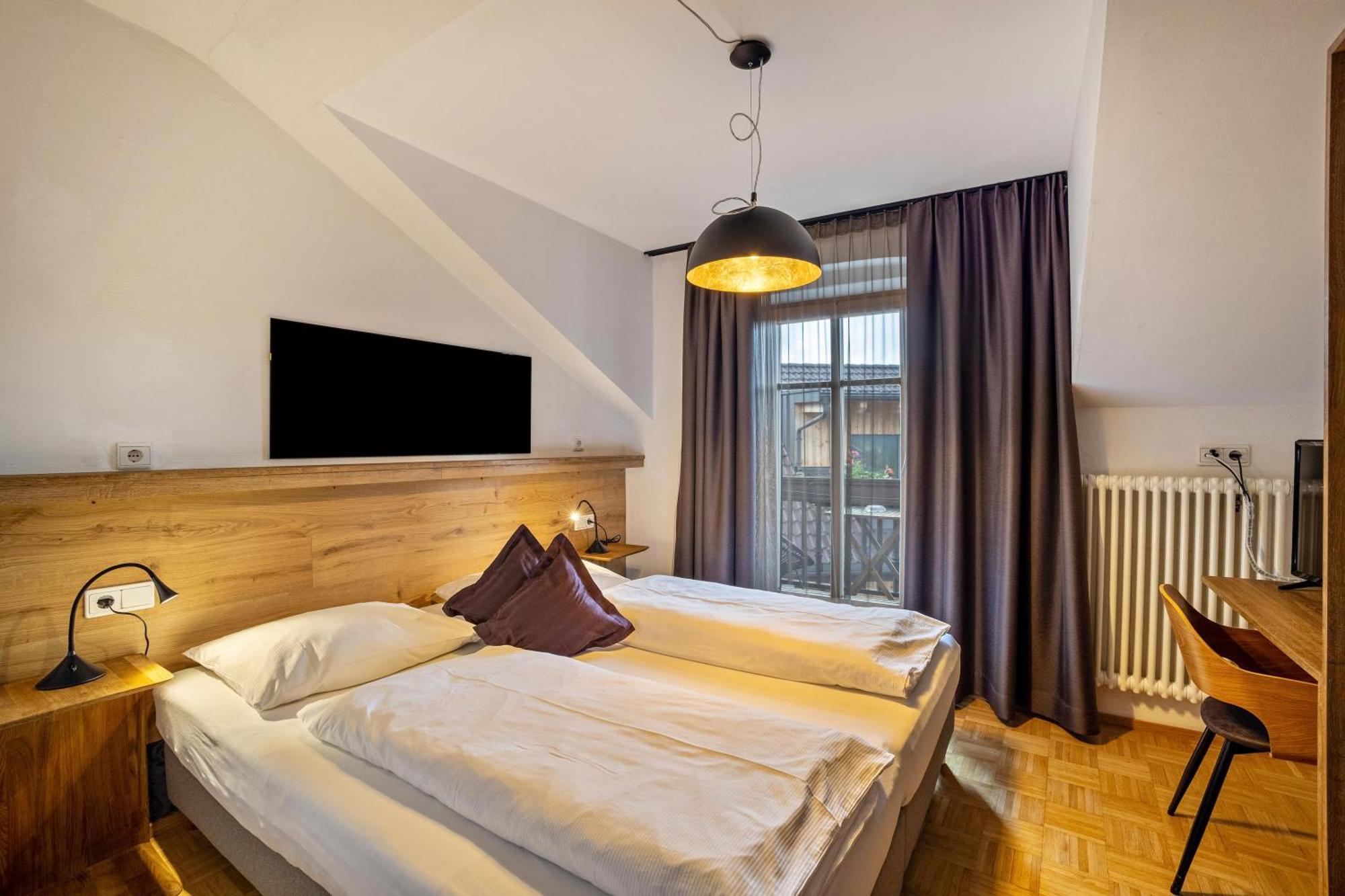 Gruenbacher Apartment